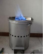 Medium gas cooker burning pellet biocarbon